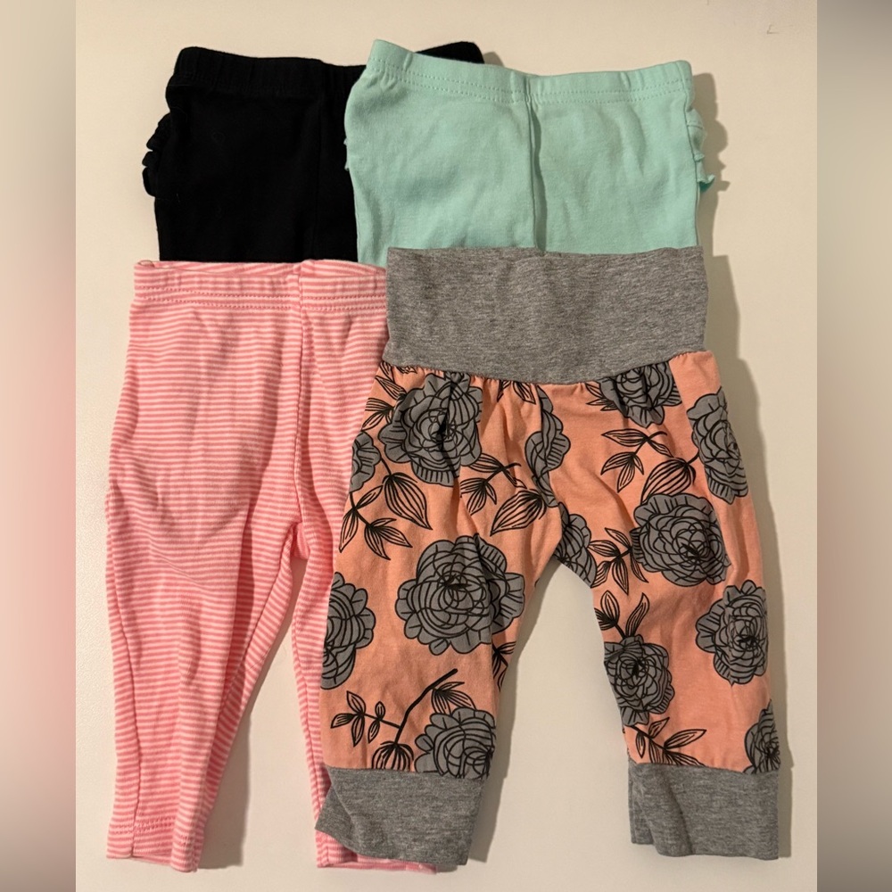 Great Condition! Baby Girl Set of 4 Leggings Bundle, 3-6 Months